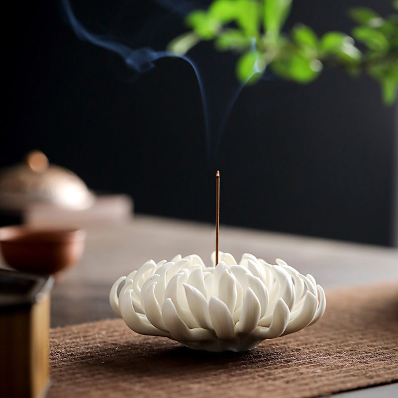 chrysanthemum ceramic incense burner - MRSLM