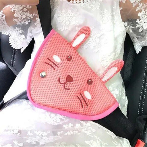 kid-friendly car seat belt adjuster, view 2 - MRSLM