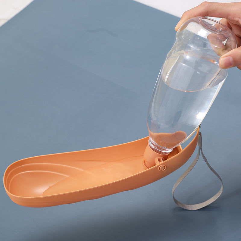 portable dog water bottle, view 6 - MRSLM