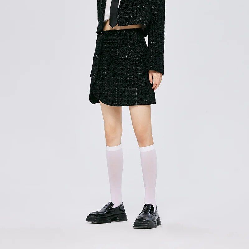 Asymmetric plaid A-line skirt, view 4 - MRSLM