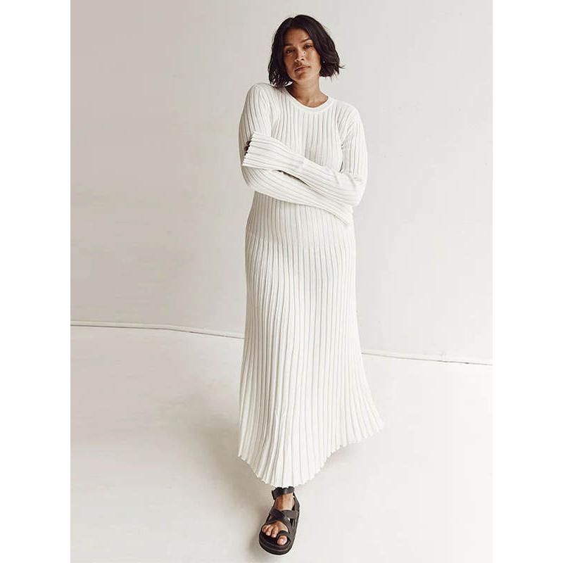 elegant pleated knit dress, view 3 - MRSLM