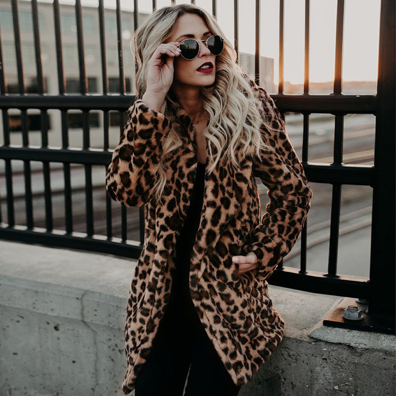 Women's leopard print faux fur winter coat, view 7 - MRSLM