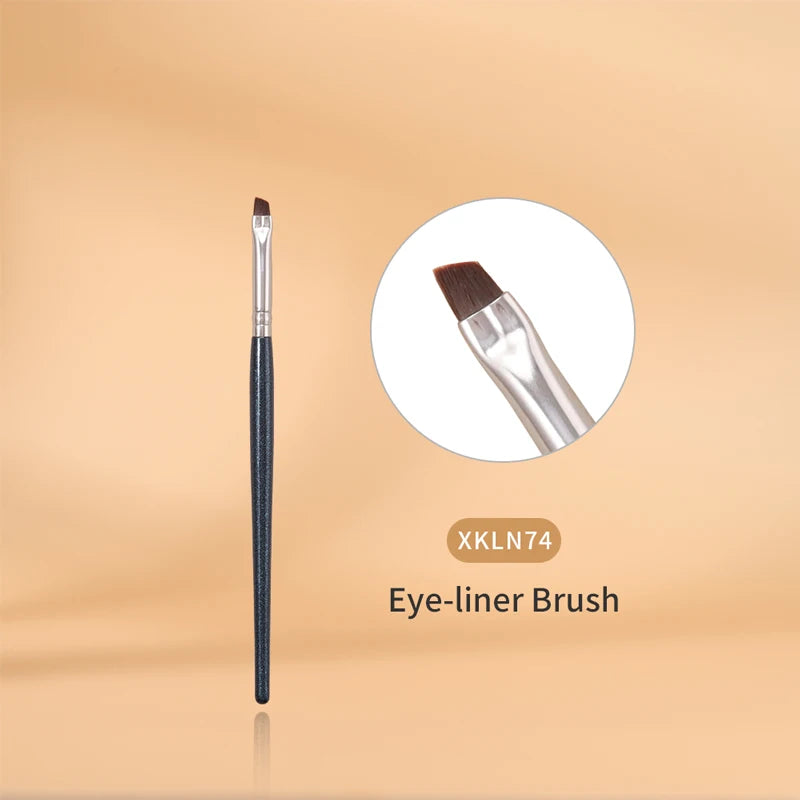 2-piece eyebrow makeup brush set, view 5 - MRSLM