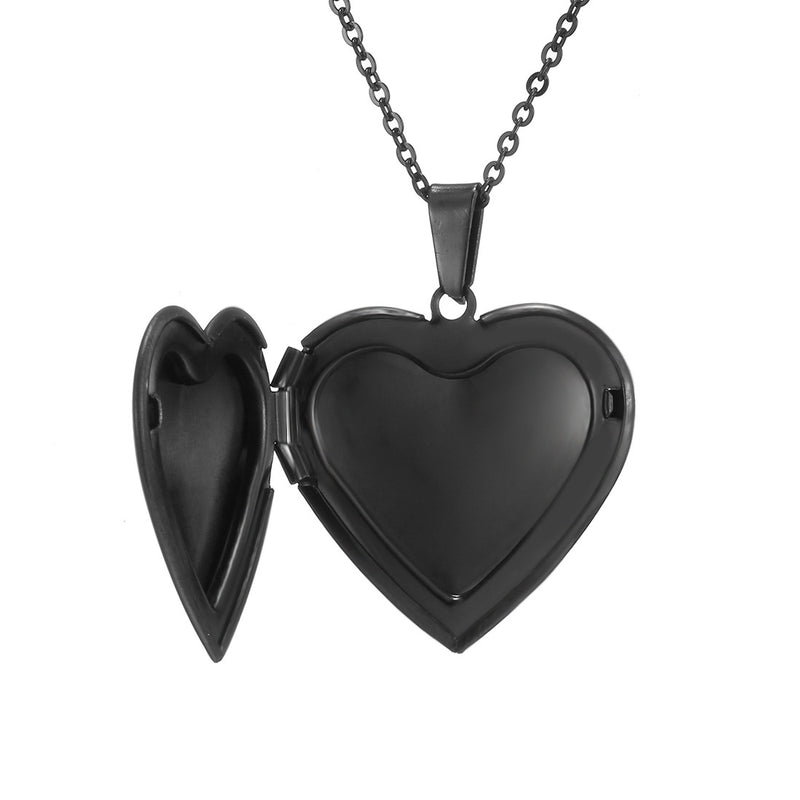 heart pendant necklace, view 4 - MRSLM