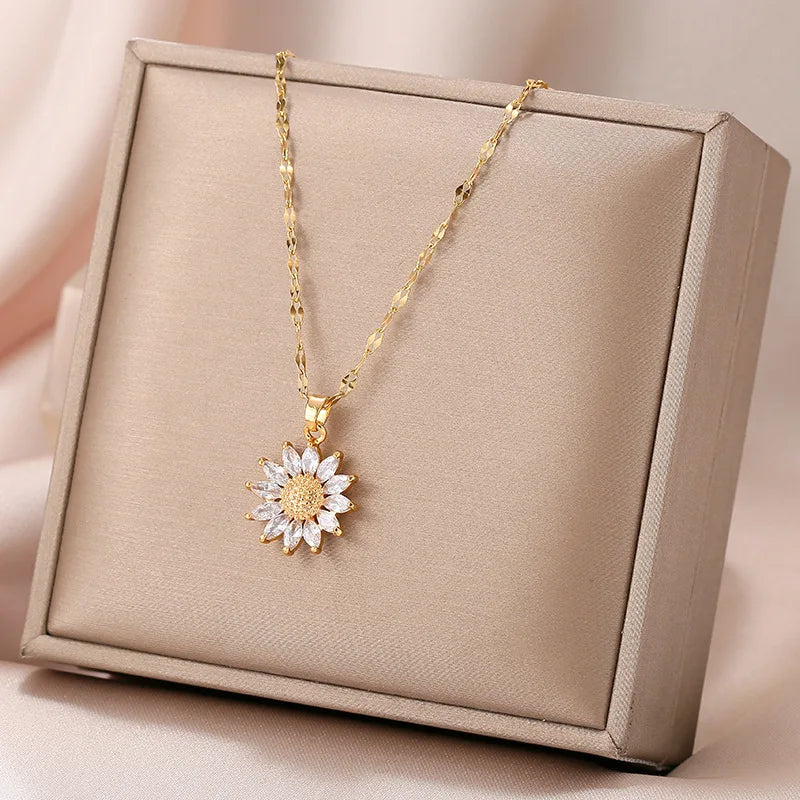 flower pendant necklace, view 4 - MRSLM