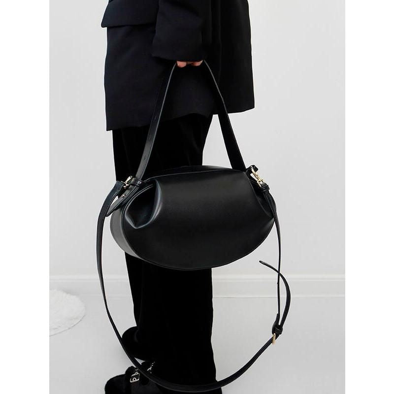 Round vegan leather handbag, view 8 - MRSLM