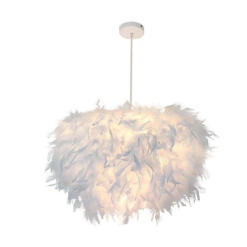 Enchanting Feather Pendant Lamp