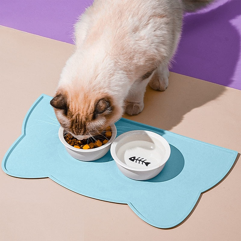 silicone pet feeding mat, view 3 - MRSLM