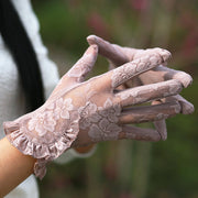 Lace sunscreen gloves, view 4 - MRSLM