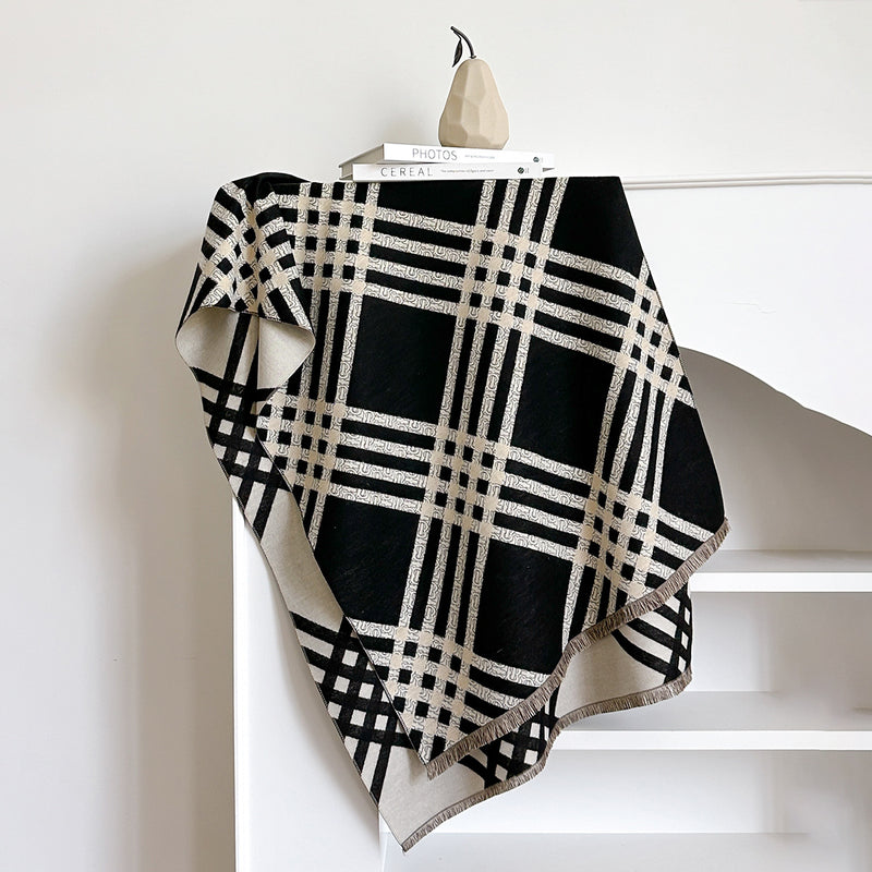 Cashmere-like tassel scarf, view 4 - MRSLM