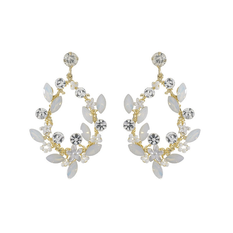 Women's Fashion Simple Ceramic Flower-shaped Earrings