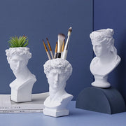 retro white statue pen holder - MRSLM