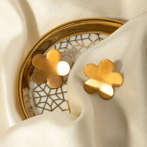 Frosted flower stud earrings - MRSLM