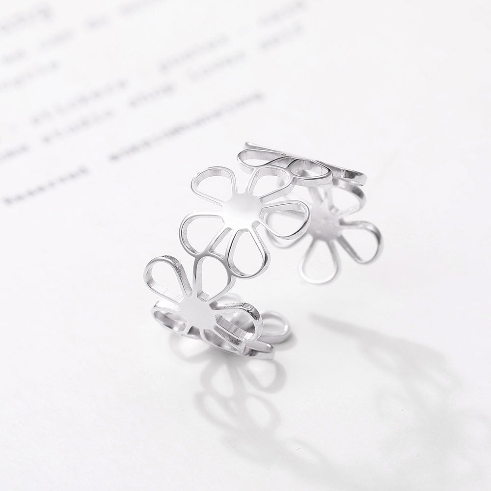 Charming Daisy Stainless Steel Adjustable Ring