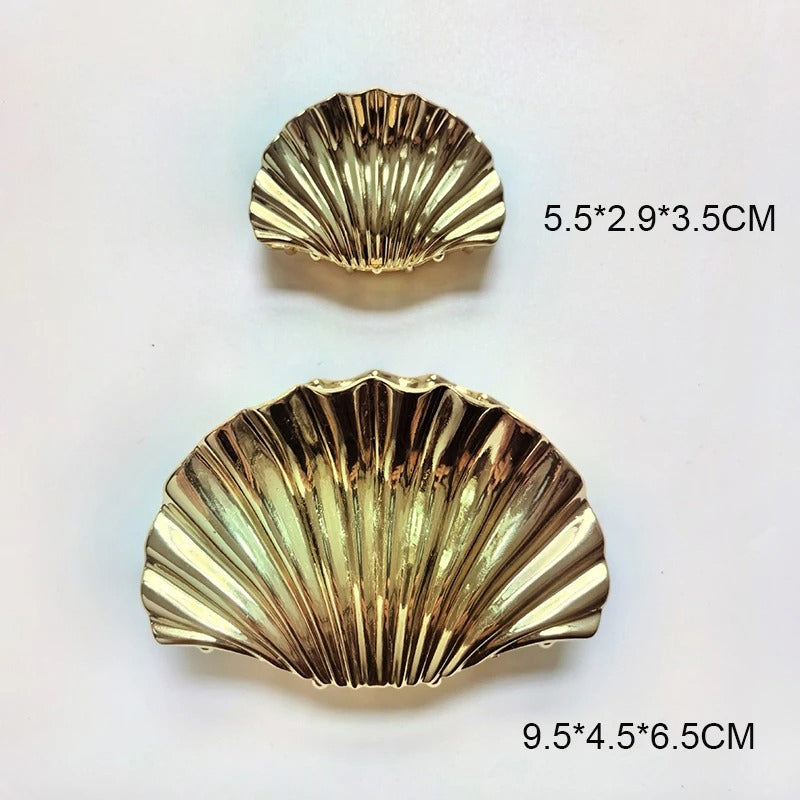 gold metal shell hair claw clip, view 8 - MRSLM