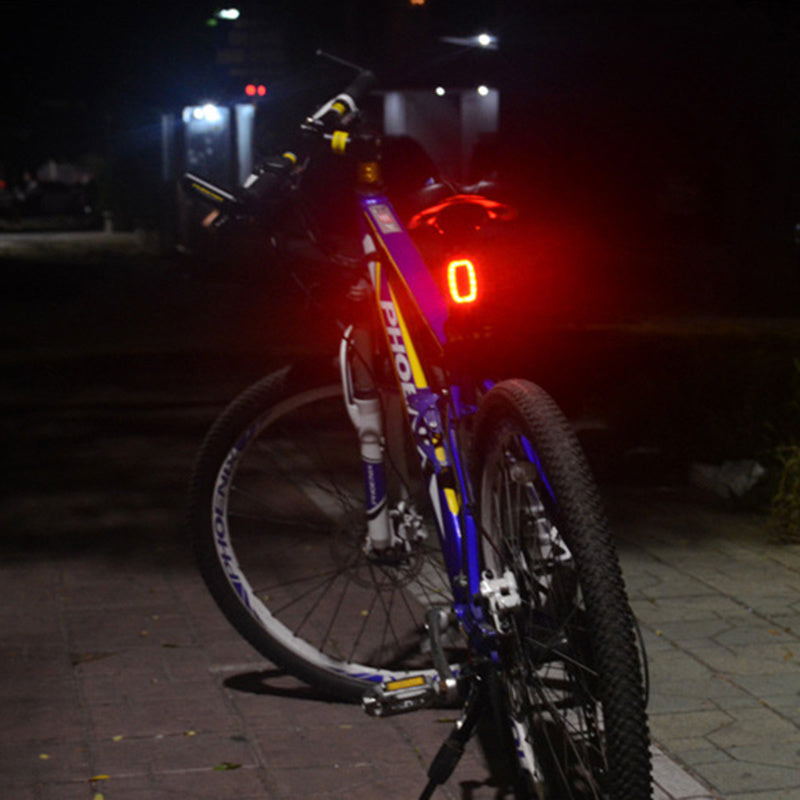 bicycle tail light with brake detection, view 4 - MRSLM