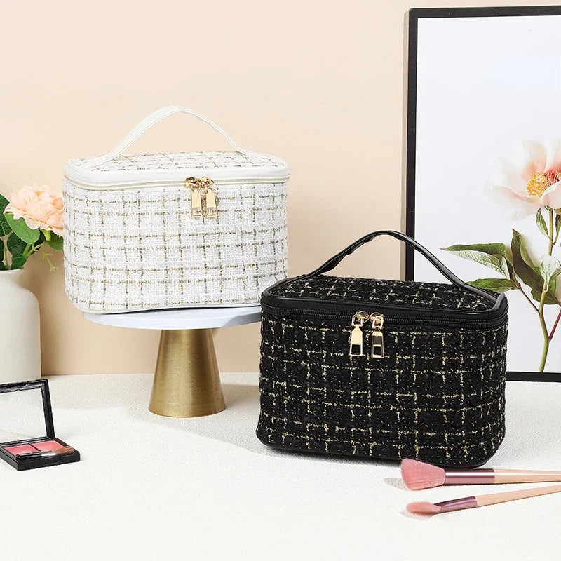 outdoor multifunction travel cosmetic bag, view 4 - MRSLM