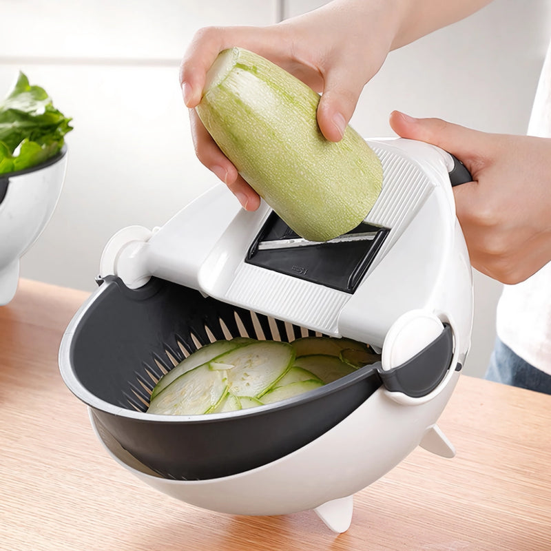 2-in-1 vegetable slicer and fruit strainer, view 4 - MRSLM