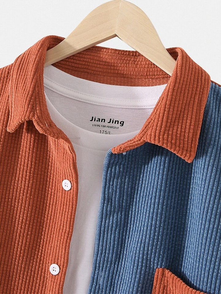 Camisas simples de manga larga con solapa de color sólido para hombre de pana con bolsillo de retazos