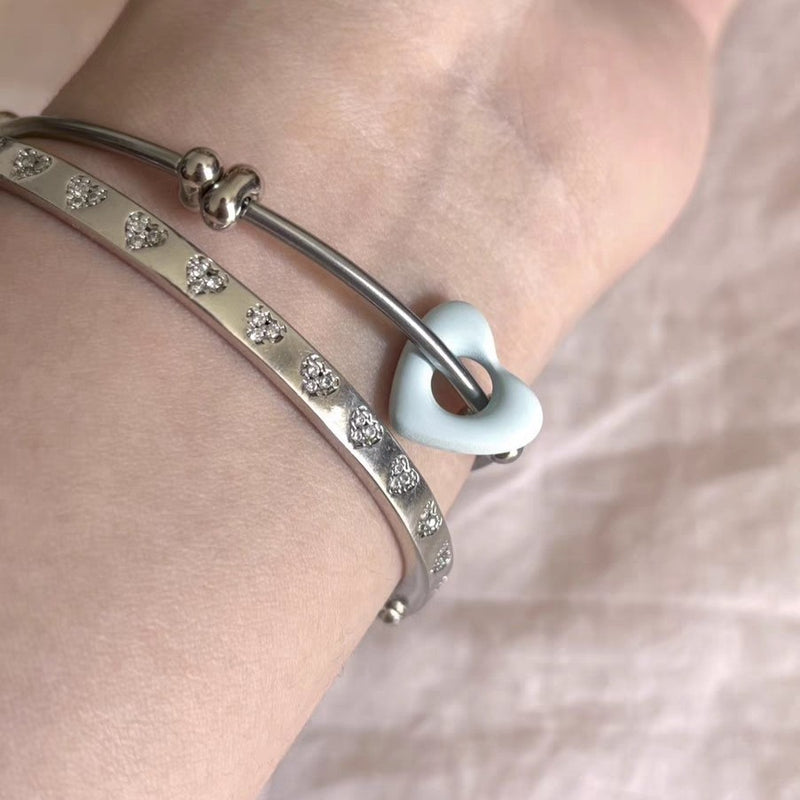 elegant heart bracelet for women, view 3 - MRSLM