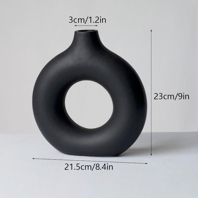 minimalist circular ceramic vase, view 5 - MRSLM