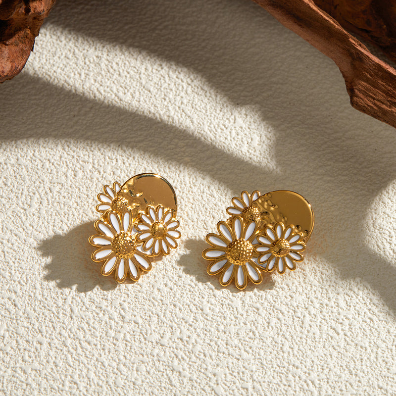 daisy stud earrings, view 8 - MRSLM