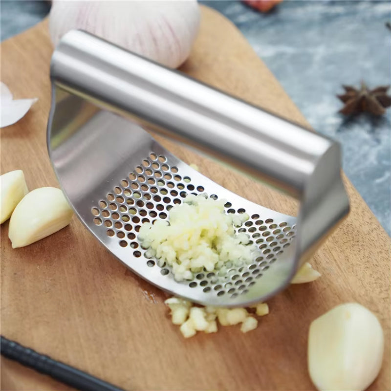 stainless steel garlic press rocker, view 4 - MRSLM