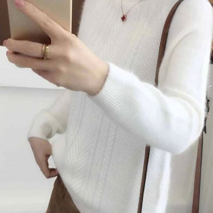 Women's Plush Loose Knit Sweater