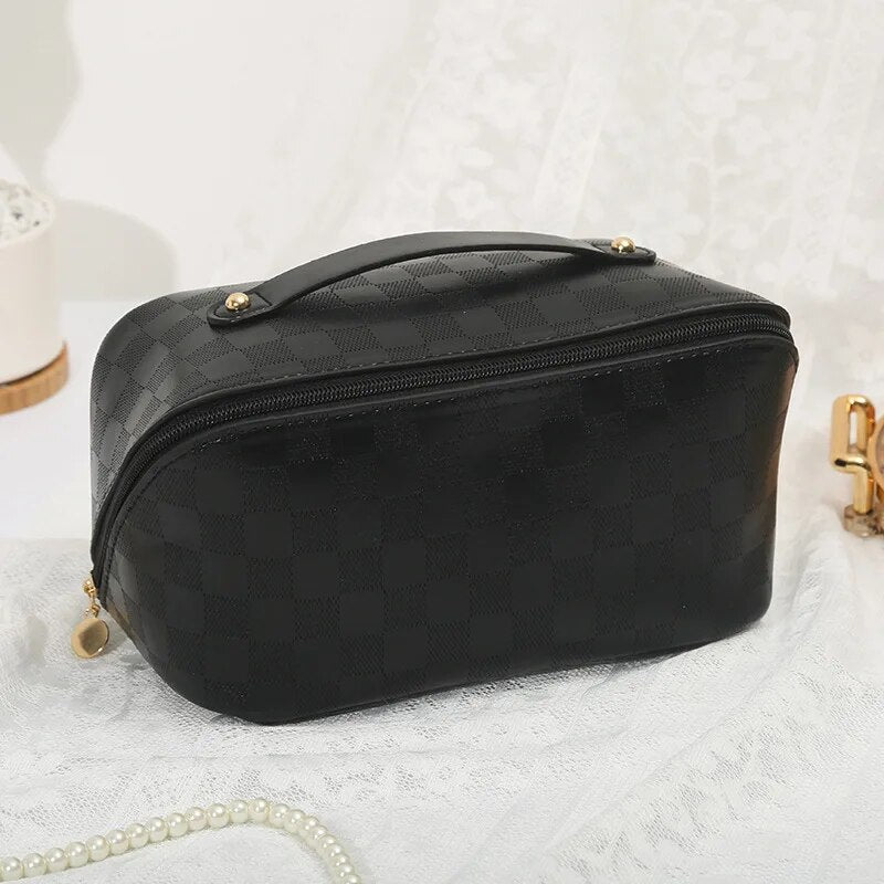portable makeup organizer bag, view 4 - MRSLM