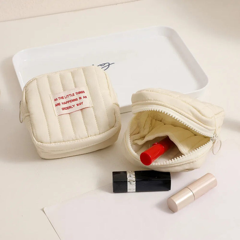 Compact zip cosmetic case, view 6 - MRSLM