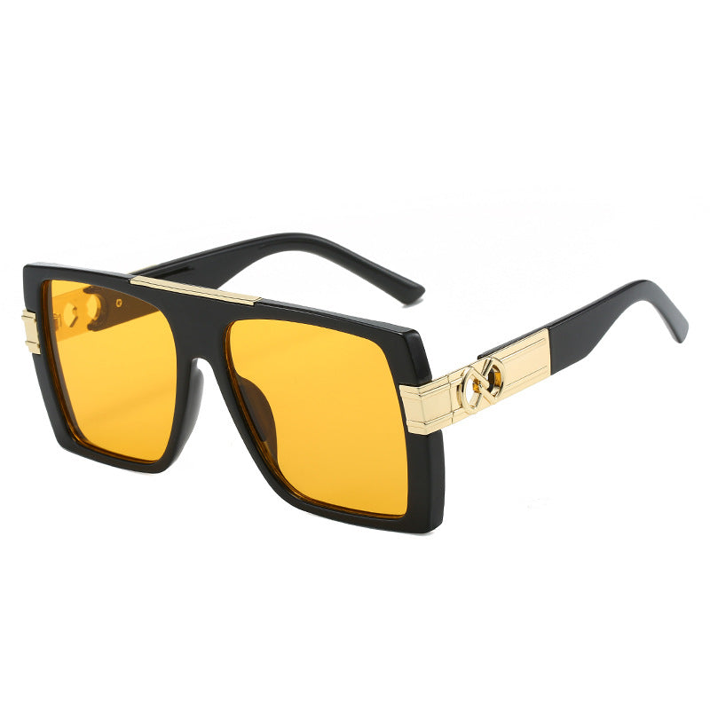 Gradient lens square sunglasses, view 3 - MRSLM