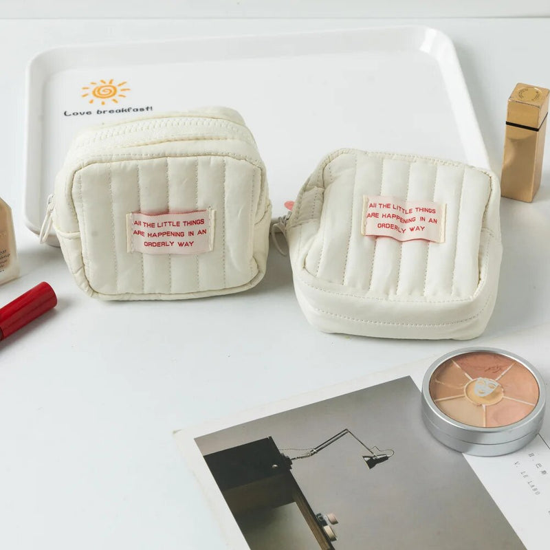 Compact zip cosmetic case, view 5 - MRSLM