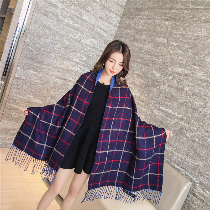 Double-sided plaid scarf, view 3 - MRSLM