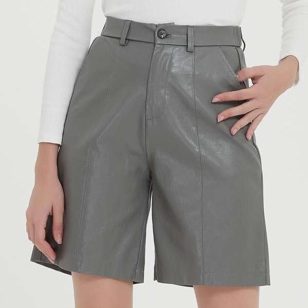 knee-length PU leather shorts, view 2 - MRSLM