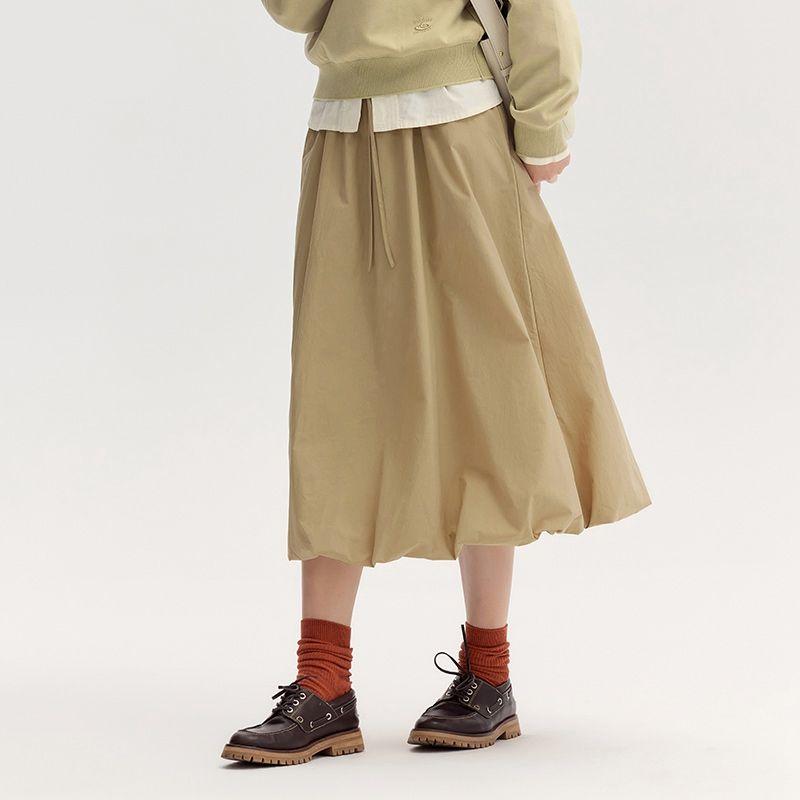 high-waisted a-line midi skirt, view 4 - MRSLM