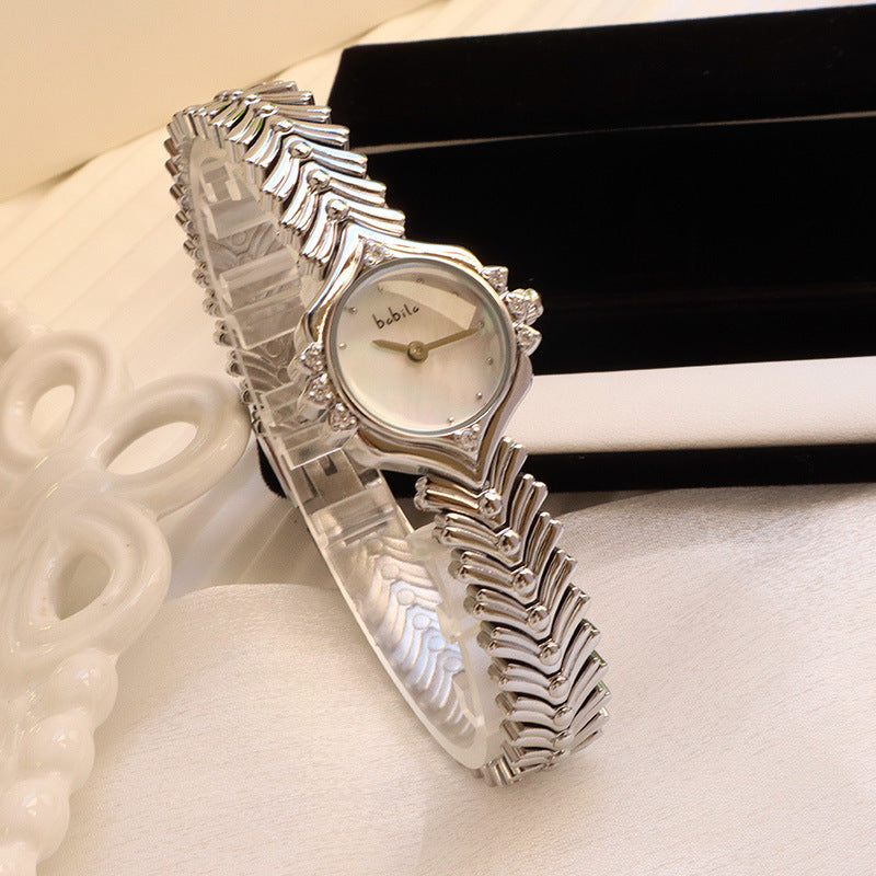 Women's bamboo chain quartz watch, view 4 - MRSLM
