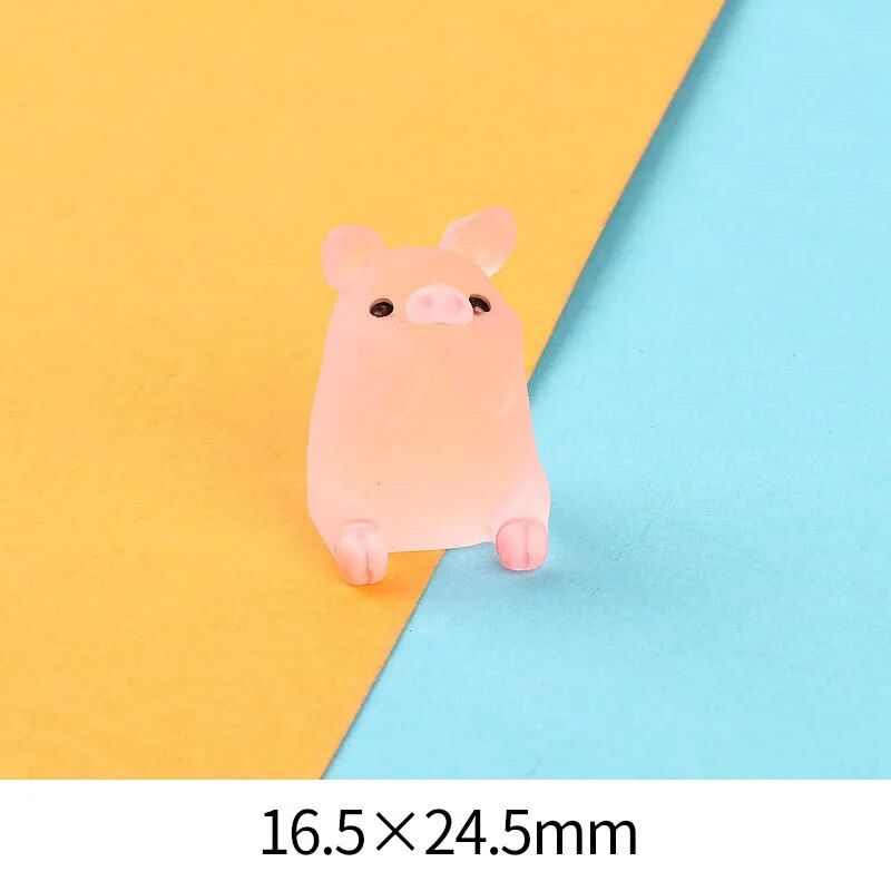 Cute Resin Piggy Decoration for Console & Rearview Mirror