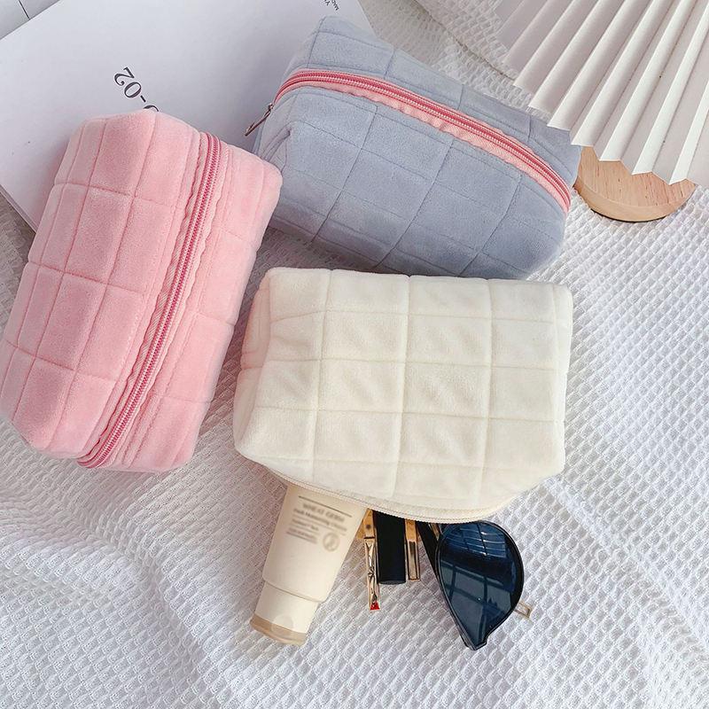 soft fur cosmetic storage bag - MRSLM