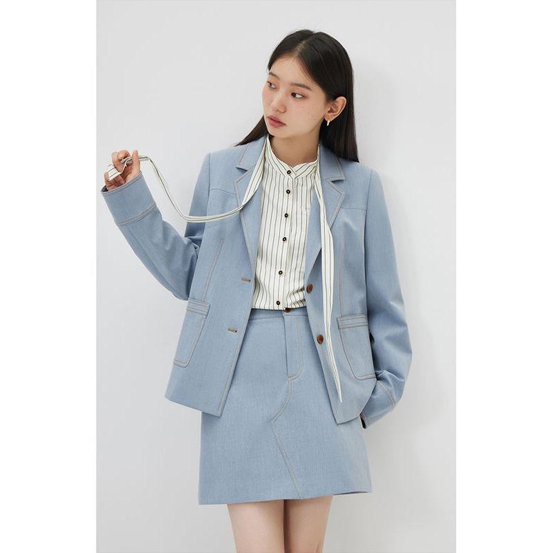 light denim shoulder blazer, view 4 - MRSLM