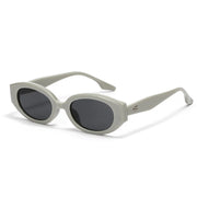 Retro cat eye sunglasses, view 3 - MRSLM