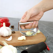 garlic press and slicer, view 5 - MRSLM