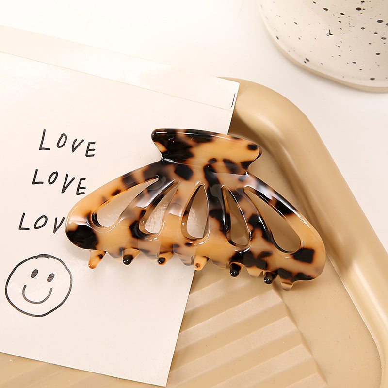 geometric hollow stripes barrettes, view 3 - MRSLM