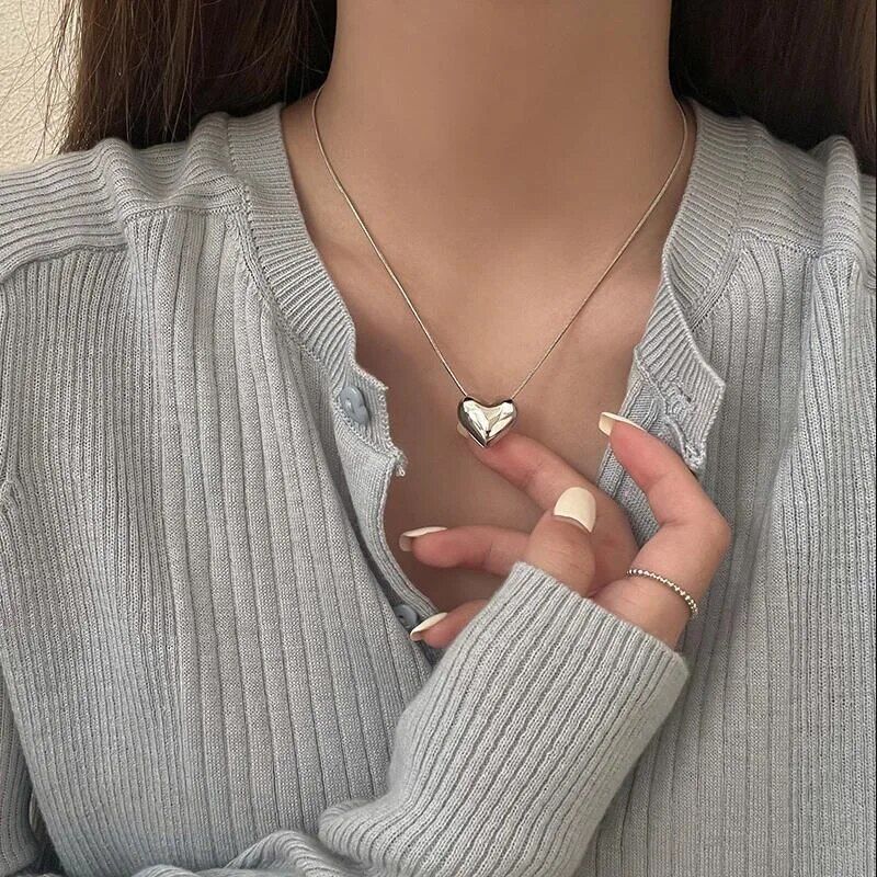 vintage heart pendant necklace, view 4 - MRSLM