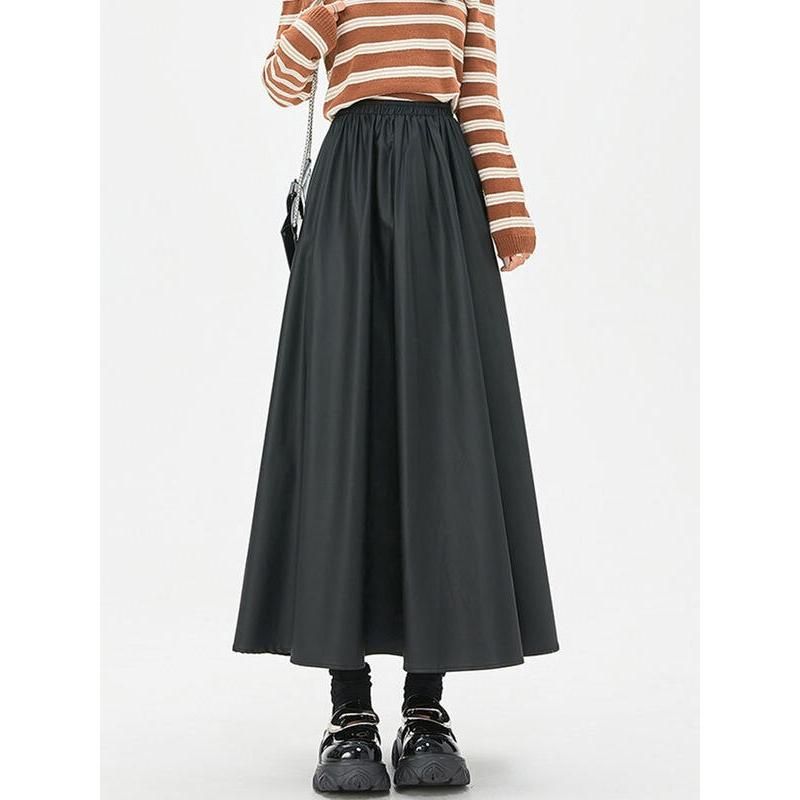 A-line faux leather maxi skirt, view 3 - MRSLM