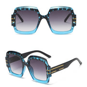 Oversized oval sunglasses with gradient lenses, view 12 - MRSLM