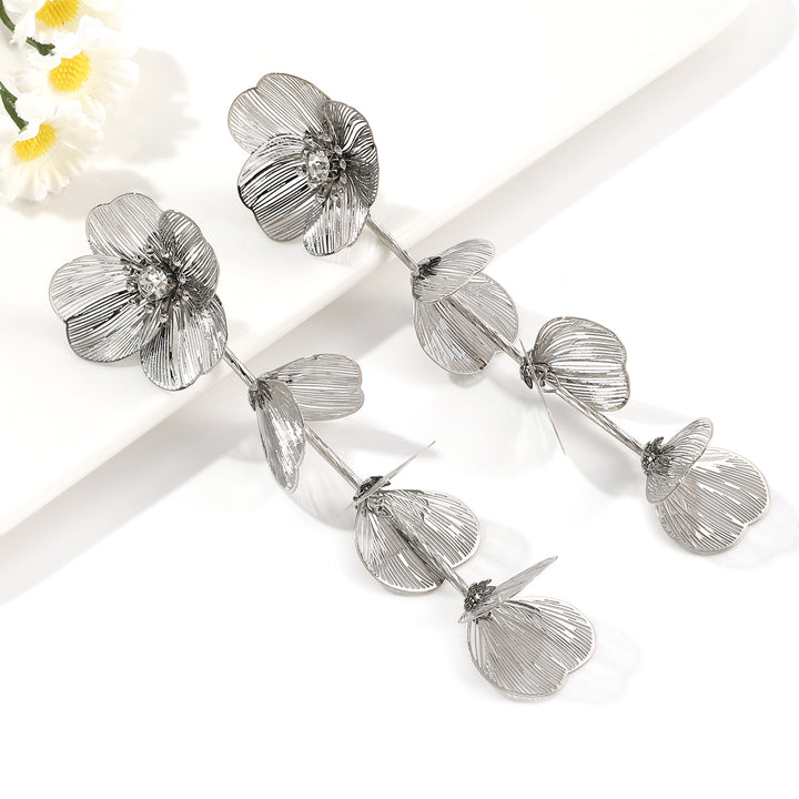 Trendy Rhinestone Flower Tassel Earrings