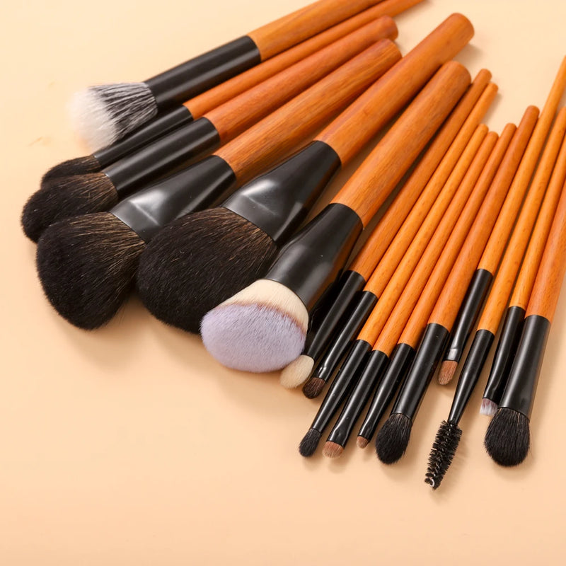 eye makeup brush for crease, eyeshadow and highlighter, view 17 - MRSLM