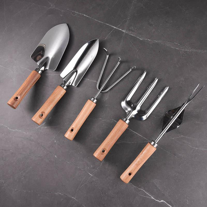 Universal weeder transplant tool - MRSLM