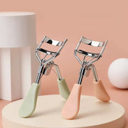 heatless manual eyelash curler, view 7 - MRSLM