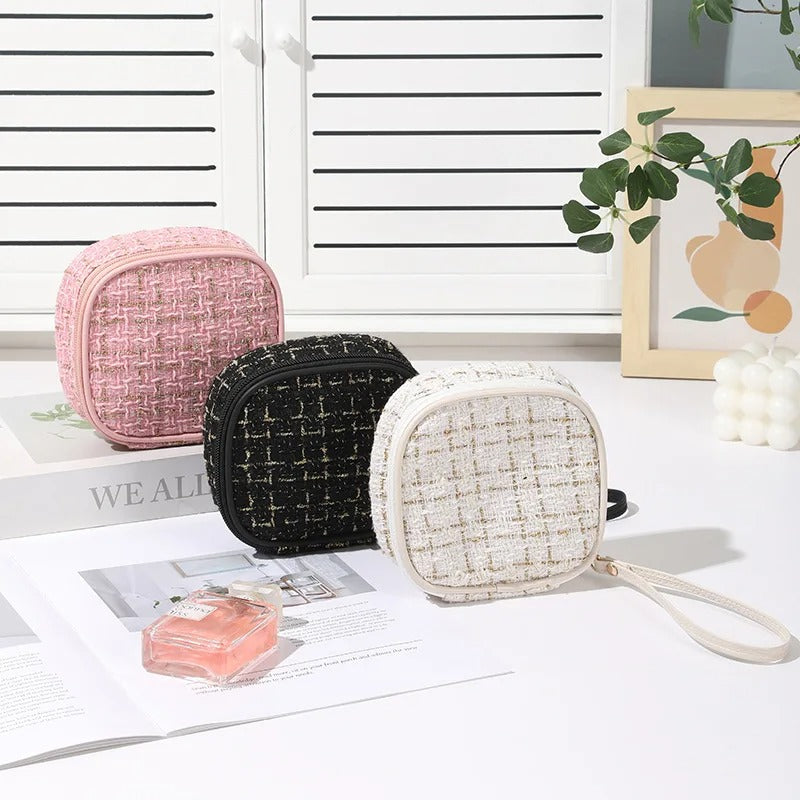 mini cosmetic pouch, view 10 - MRSLM